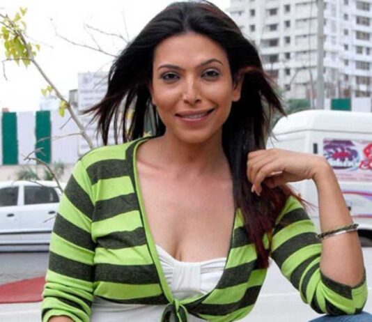 Shilpa Shukla actress B.A pass and chakde