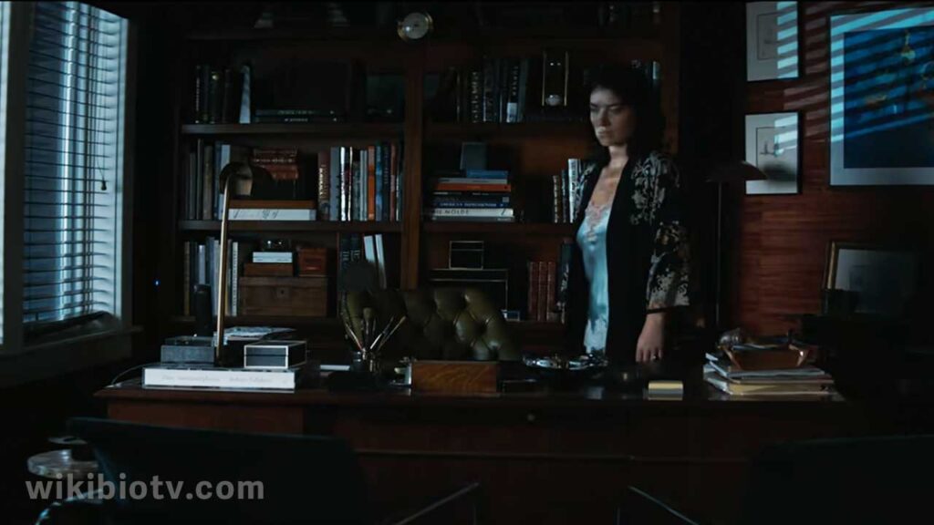 The scene where Amelia sneaks into the TAG's office