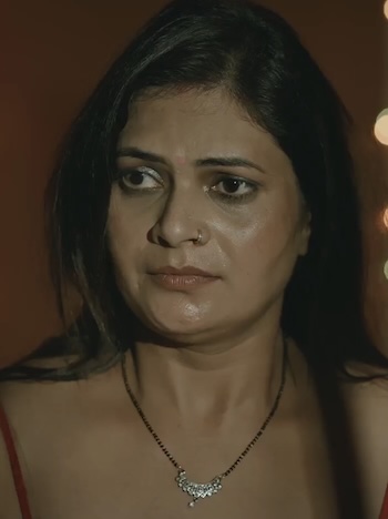 Rishi's mother in ullu web series Nurse